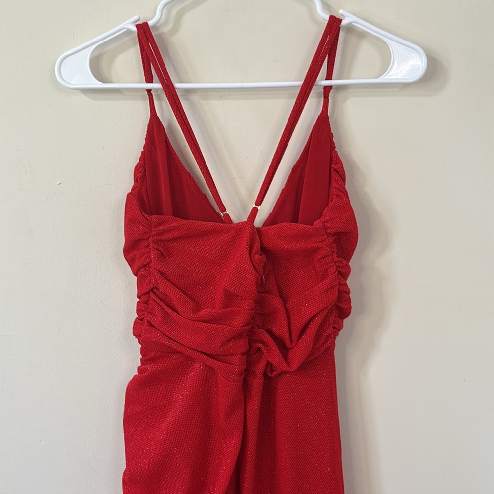 NEW Michael Costello x Revolve Brigitte Gown in Red Size Medium - Picture 6 of 10